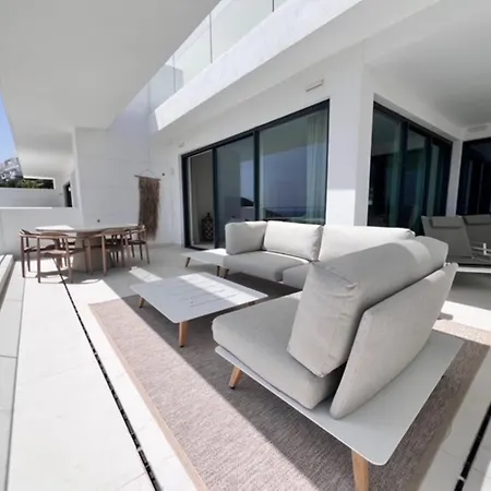 Apartment Luxurious 3 Beds, Palo Alto, Marbella