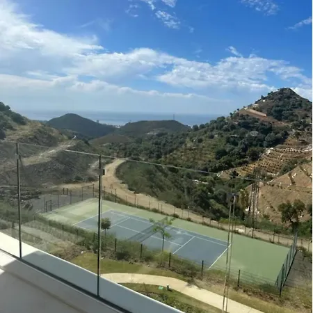 Apartment Luxurious 3 Beds, Palo Alto,